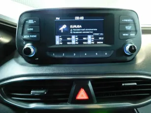 Hyundai  11