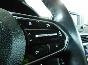Hyundai  12