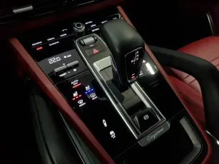 Porsche  19
