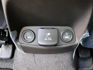 Hyundai  16