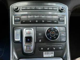 Hyundai  6