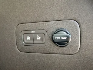 Hyundai  9