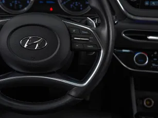 Hyundai  11