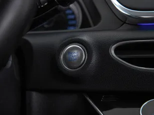 Hyundai  12