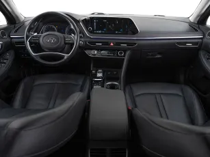 Hyundai  7