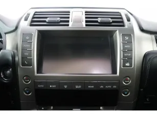 Lexus  12