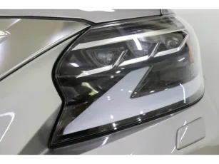 Lexus  7