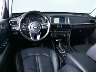 Kia  6