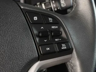 Hyundai  10