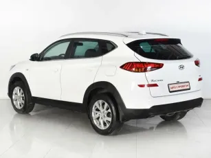 Hyundai  3