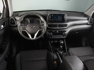 Hyundai  6