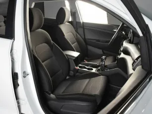 Hyundai  7