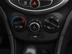 Hyundai  13