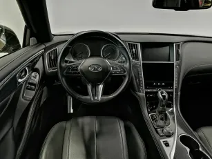 Infiniti  10