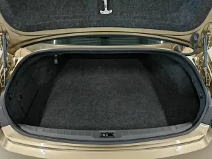 Infiniti  6