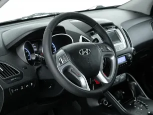 Hyundai  18