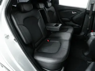 Hyundai  22