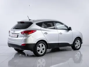 Hyundai  4