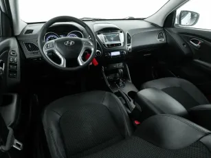 Hyundai  9