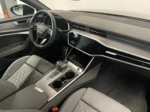 Audi  8
