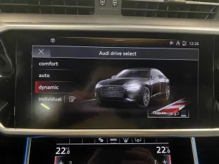 Audi  9