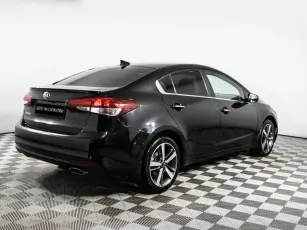 Kia  3