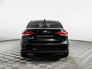 Kia  4