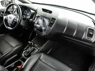 Kia  5