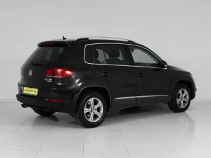 Volkswagen  6
