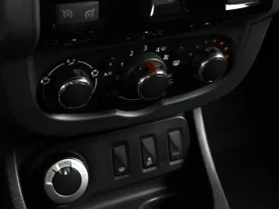 Renault  8