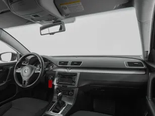 Volkswagen  9