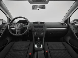 Volkswagen  8