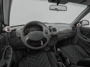 Hyundai  7