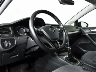 Volkswagen  10