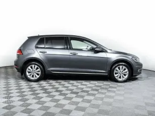 Volkswagen  4