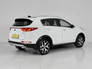 Kia  6