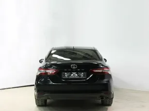 Toyota  5