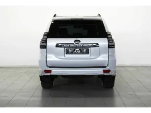 Toyota  5
