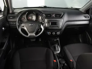 Kia  6