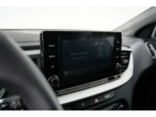 Kia  15