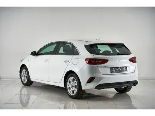 Kia  5