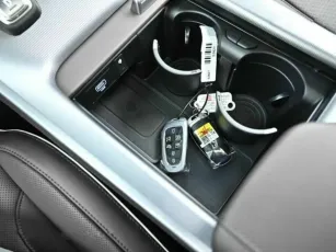 Hyundai  13