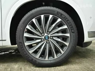 Hyundai  5