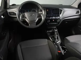 Hyundai  6