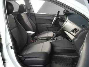 Hyundai  7