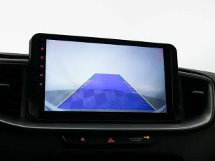 Kia  15