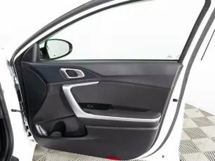 Kia  21