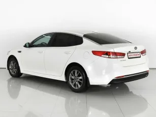 Kia  3