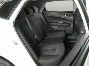 Kia  8