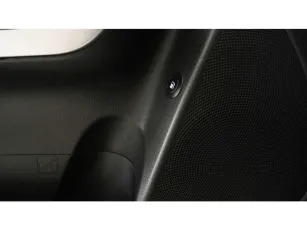 Kia  15